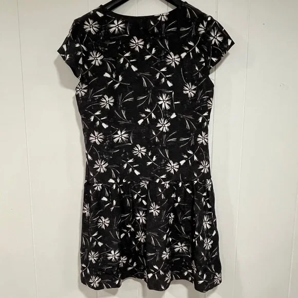 Garnet Hill Summer Dress Floral V-Neck Mini Dress Pockets boho chic coastal - Picture 4 of 6